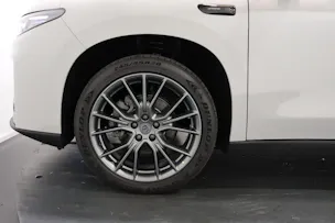 Leapmotor C10 1.5 REEV Design