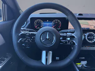 Mercedes-Benz GLA 250 Swiss Star AMG Line 4matic
