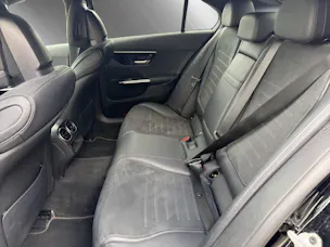 Mercedes-Benz C 300 e AMG Line **Mercedes Garantie bis 09.2027**