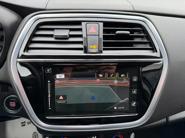 Suzuki SX4 S-Cross 1.4 T Piz Sulai Top Hybrid 4x4