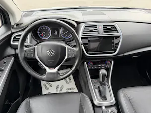 Suzuki SX4 S-Cross 1.4 T Piz Sulai Top Hybrid 4x4