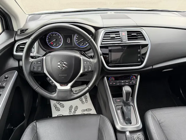 Suzuki SX4 S-Cross 1.4 T Piz Sulai Top Hybrid 4x4