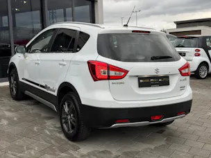 Suzuki SX4 S-Cross 1.4 T Piz Sulai Top Hybrid 4x4