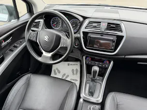 Suzuki SX4 S-Cross 1.4 T Piz Sulai Top Hybrid 4x4