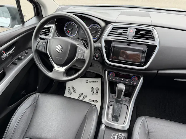 Suzuki SX4 S-Cross 1.4 T Piz Sulai Top Hybrid 4x4