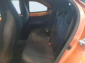 https://vehicle.imgix.net/4250106/743512cb-b39e-44b4-a440-e2860ea8cc5d.jpg