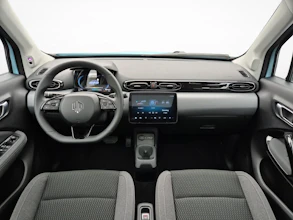 https://vehicle.imgix.net/4250129/8d60d3ff-1218-4c71-b2d1-f47a5ffa408e.jpg