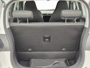 https://vehicle.imgix.net/4250141/b73e7c28-11f8-40c7-bcee-02c5da2f6497.jpg