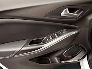 Fahrzeugbild OPEL Grandland X 1.6 T PHEV Ultimate