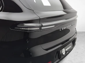 https://vehicle.imgix.net/4250206/92c8a342-c5c2-4bbe-9aa9-9c5d314284c8.jpg