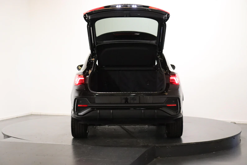 immagine del veicolo AUDI Q3