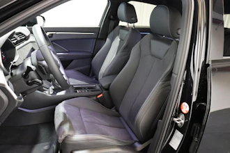 https://vehicle.imgix.net/4250219/18d983dc-77e1-4eb8-8c82-e59fa1acf50f.JPG