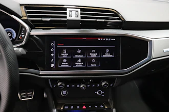 https://vehicle.imgix.net/4250219/2446dfae-d2bd-4dc5-b504-b6441248fe0d.JPG