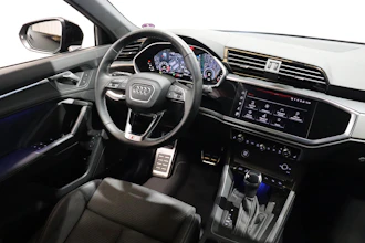 https://vehicle.imgix.net/4250219/29f32abe-921e-4556-b2c3-6e38adb0bbd3.JPG