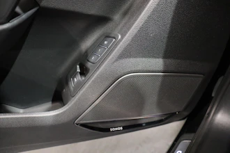 https://vehicle.imgix.net/4250219/e5774363-5f39-488e-a822-aef1dd9bfb7e.JPG