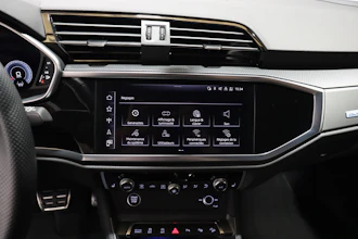 https://vehicle.imgix.net/4250219/ff68206d-2ad5-4f79-80d0-a4828d55cd03.JPG