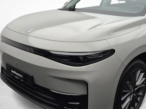 https://vehicle.imgix.net/4250227/917ee0ca-9222-4969-8b47-d508e7799244.jpg