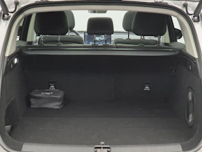 https://vehicle.imgix.net/4250227/d0555cc8-3fd8-4730-8d4c-30da57cc13b5.jpg