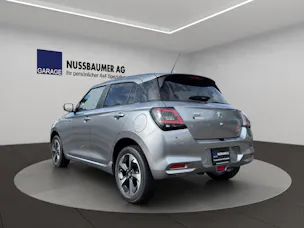Suzuki Swift 1.2 Sakura Top Hybrid 4x4