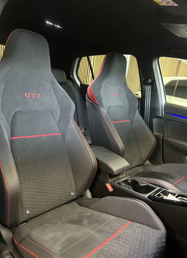 VW Golf VIII 2.0 TSI GTI Clubsport DSG