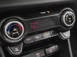 https://vehicle.imgix.net/4250298/a42d0430-26ee-47bc-a0dd-55d7da8d0cee.jpg