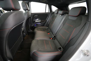 image du véhicule MERCEDES-BENZ GLA 250 AMG Line 4matic