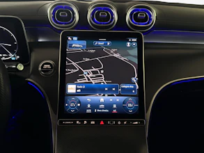 https://vehicle.imgix.net/4250341/654fa29a-028e-469c-bdbe-ce5531b630d0.jpg
