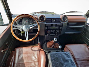 Fahrzeugbild LAND ROVER Defender 110 2.4 Tdi SW