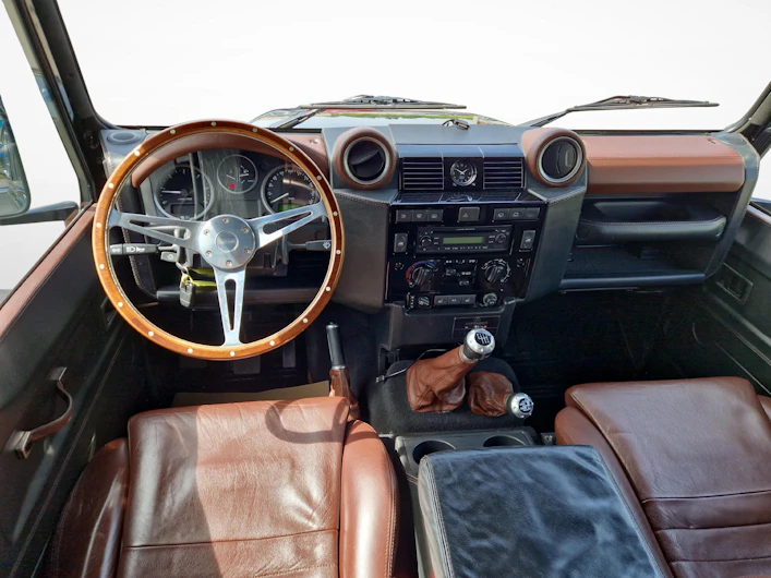 Fahrzeugbild LAND ROVER DEFENDER