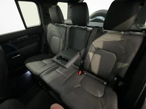 https://vehicle.imgix.net/4250424/06af27d8-be61-4243-8b34-8d736658b08c.jpg