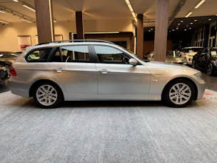 BMW 325i Touring
