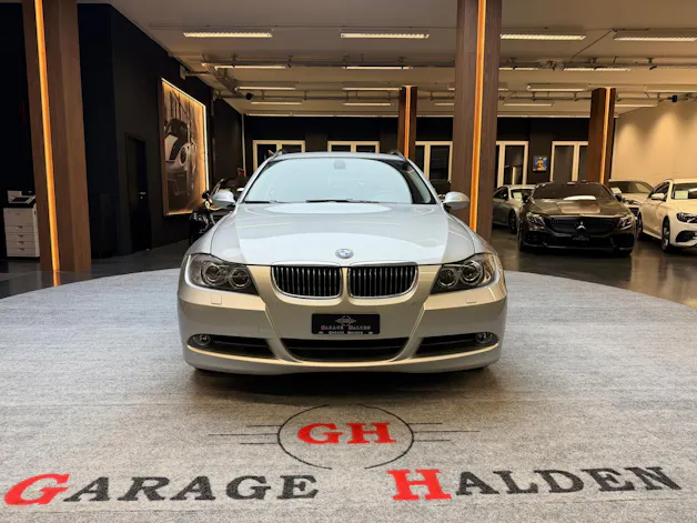 BMW 325i Touring