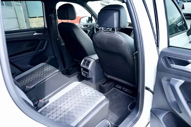 VW Tiguan 2.0 TSI R-Line DSG