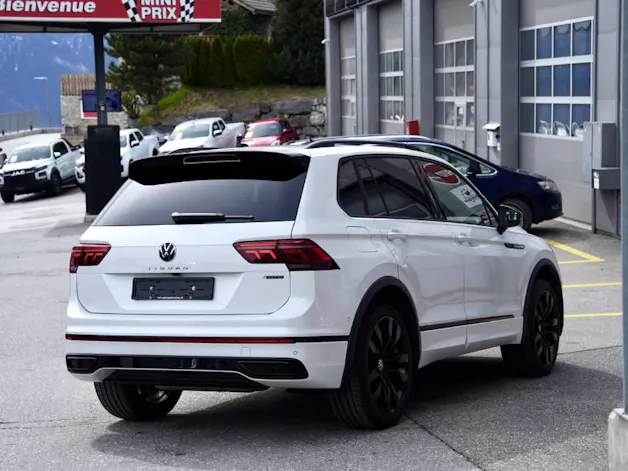 VW Tiguan 2.0 TSI R-Line DSG