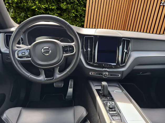 Volvo XC60 2.0 T8 TE R-Design eAWD