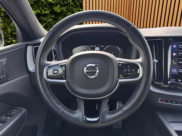 Volvo XC60 2.0 T8 TE R-Design eAWD