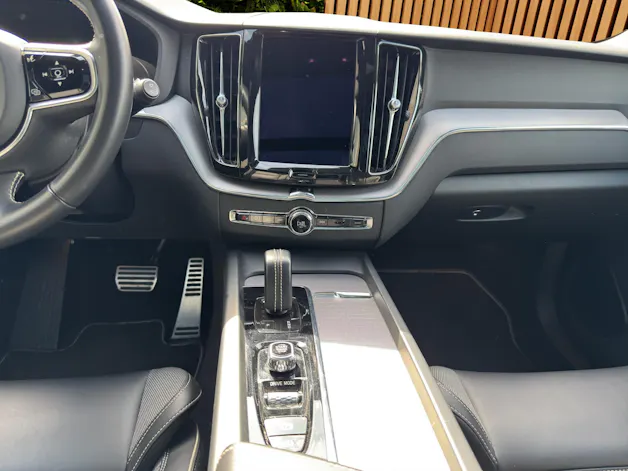 Volvo XC60 2.0 T8 TE R-Design eAWD