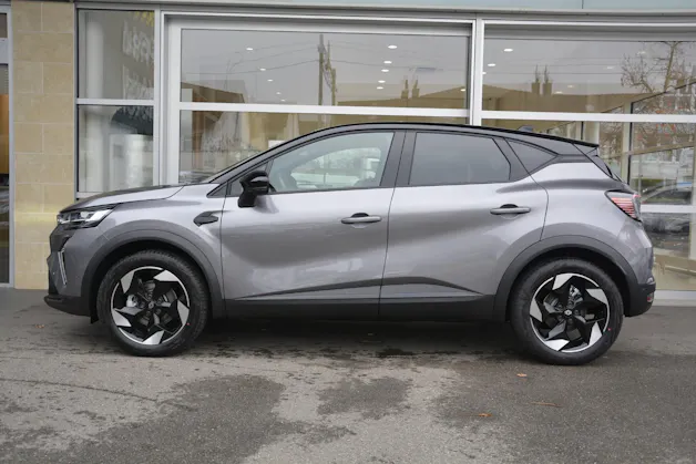 Renault Captur 1.8 E-Tech techno