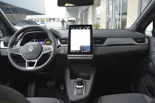 Renault Captur 1.8 E-Tech techno