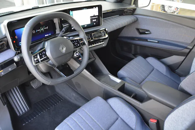 Renault R4 E-Tech Comfort Range techno