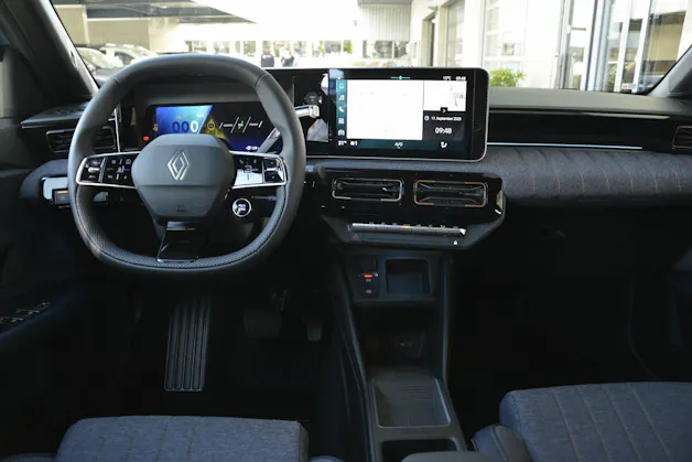 Renault R4 E-Tech Comfort Range techno