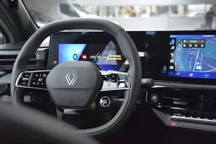 Renault Clio 1.8 E-Tech techno