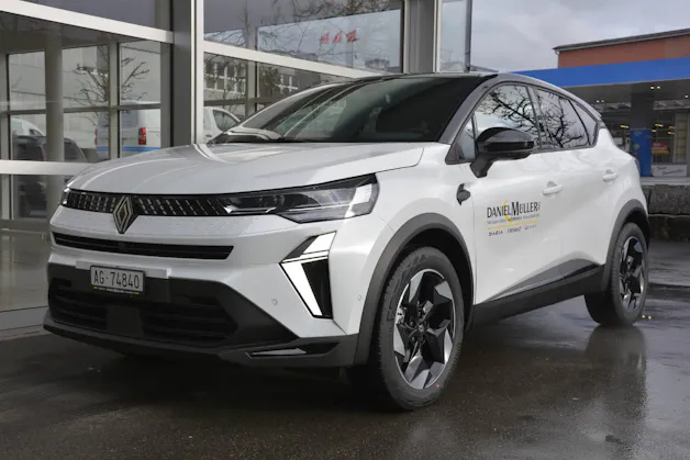 Renault Captur 1.8 E-Tech techno
