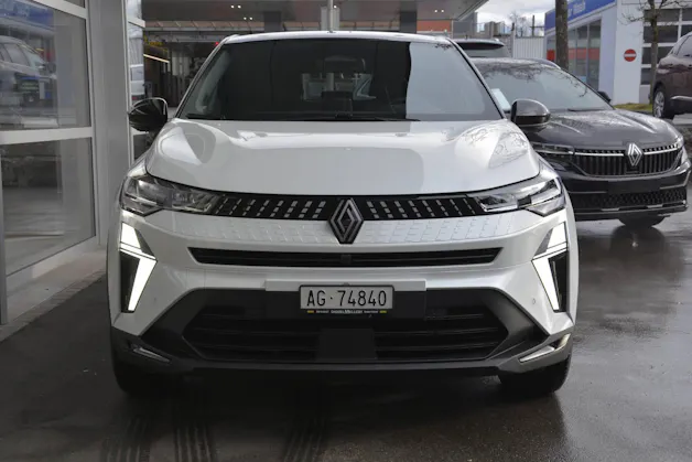 Renault Captur 1.8 E-Tech techno