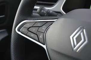 Renault Captur 1.8 E-Tech techno