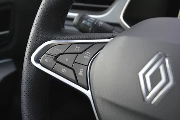 Renault Captur 1.8 E-Tech techno