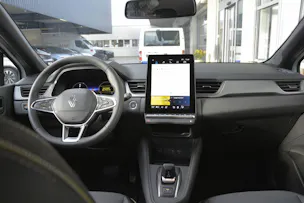 Renault Captur 1.8 E-Tech techno