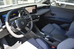 Renault R4 E-Tech Comfort Range techno
