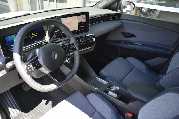 Renault R4 E-Tech Comfort Range techno