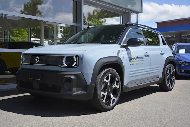 Renault R4 E-Tech Comfort Range techno